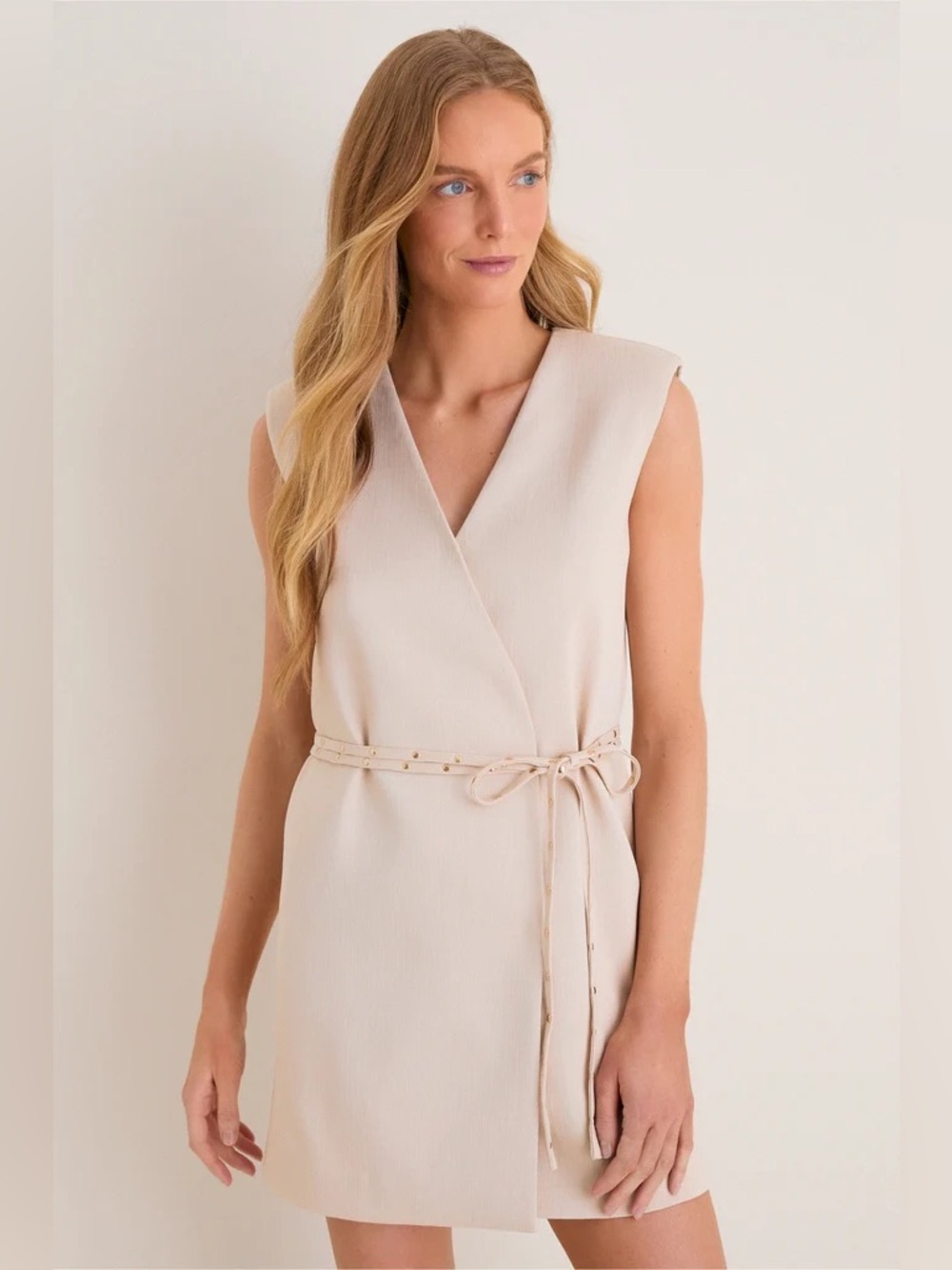 Hyacinth House Tuckernuck Beige Studded Belt Wren Wrap Mini Dress, Size XS
